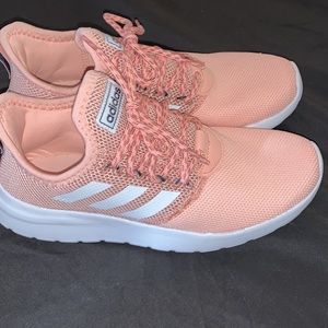 Adidas woman’s 8.5. Never worn